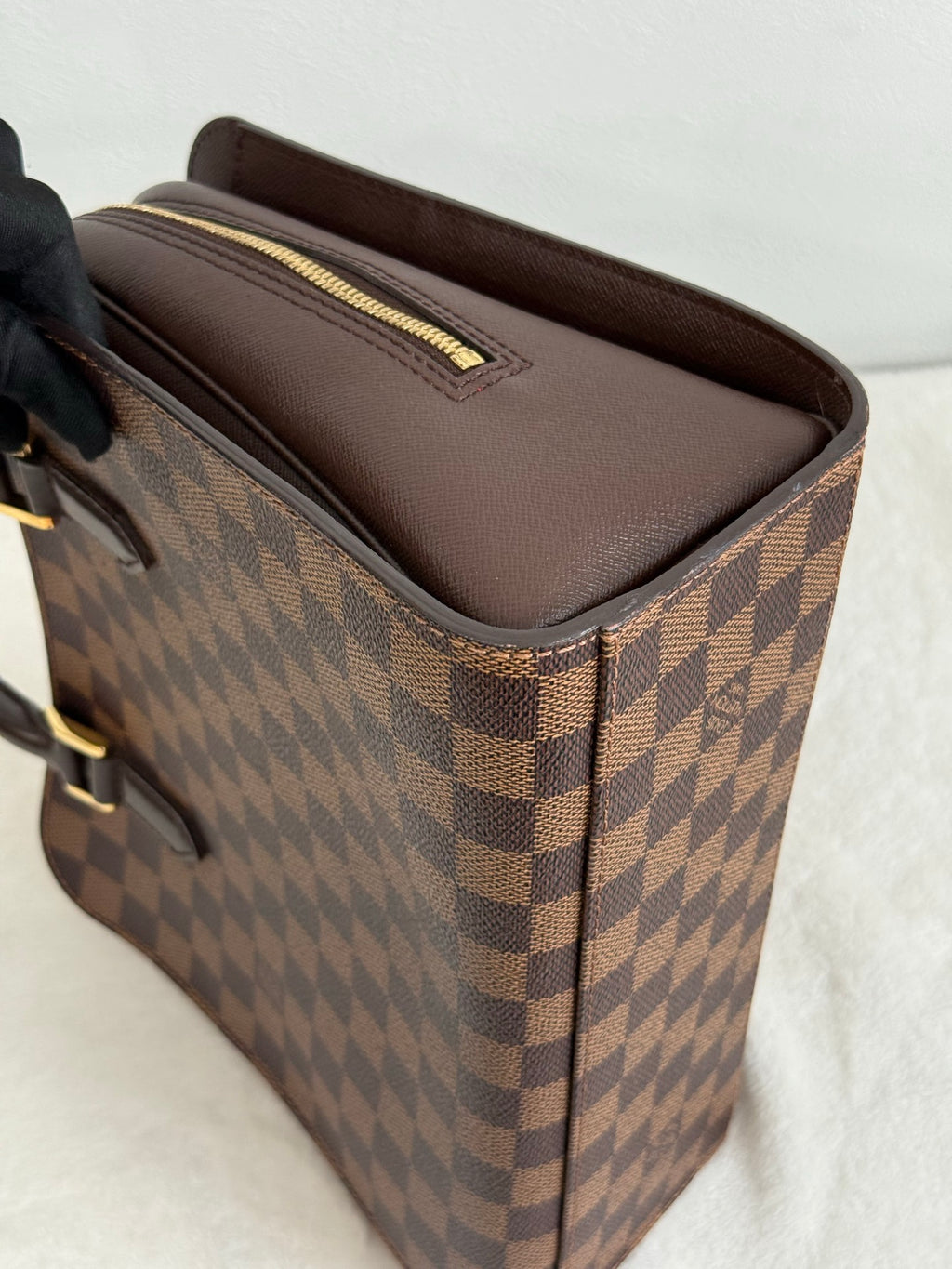 LOUIS VUITTON Damier Tri-layered Handbag