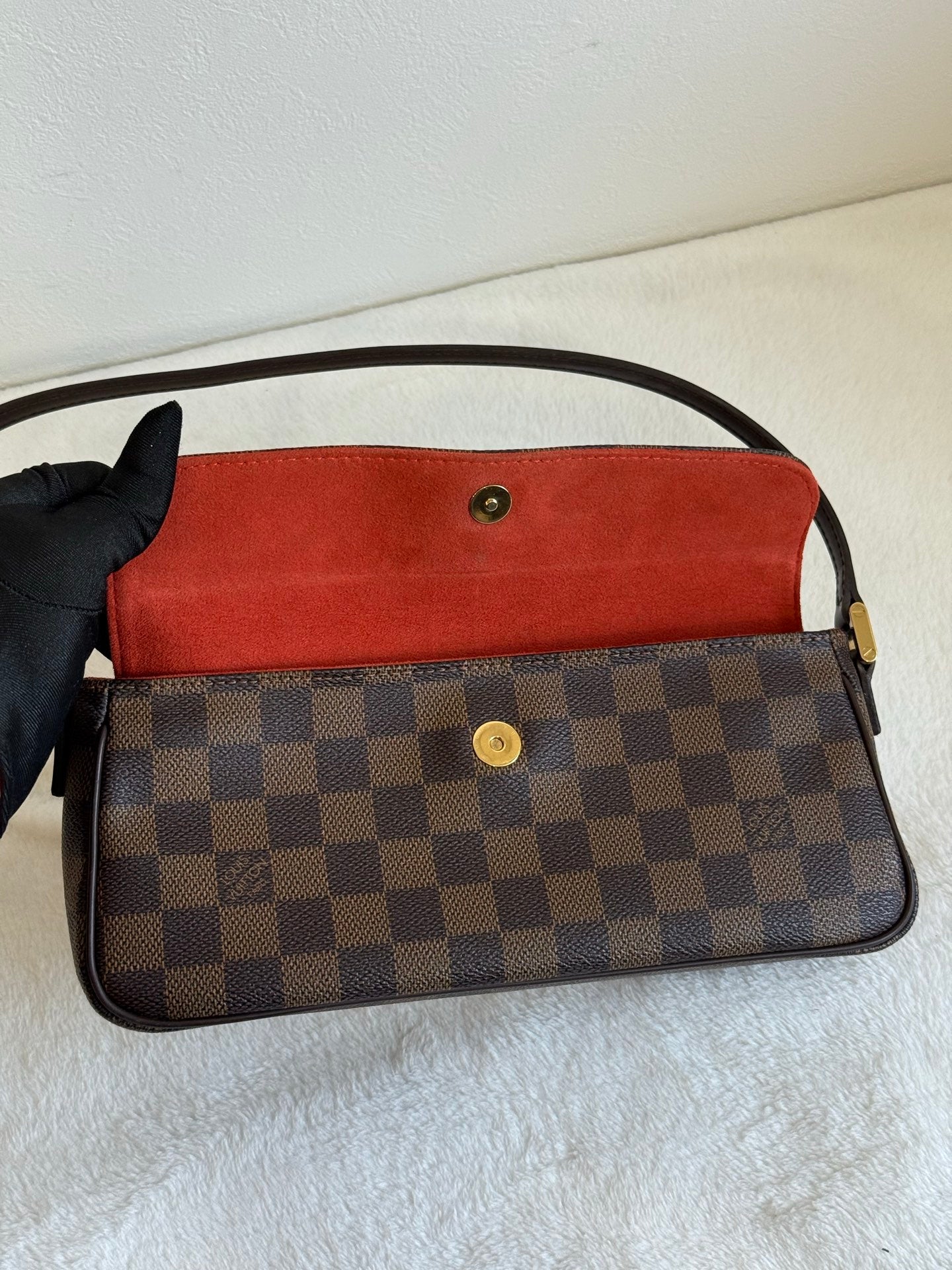 LOUIS VUITTON Damier Baguette (limited)