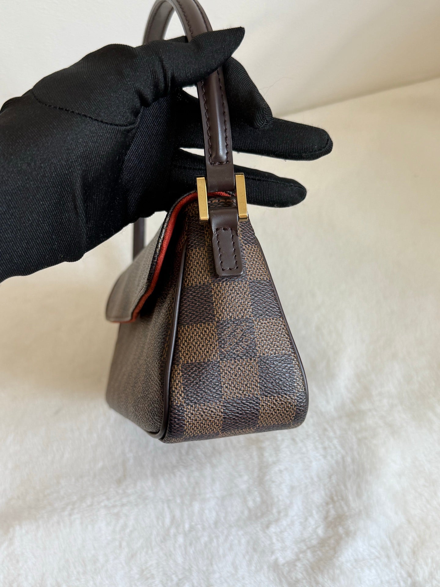 LOUIS VUITTON Damier Baguette (limited)