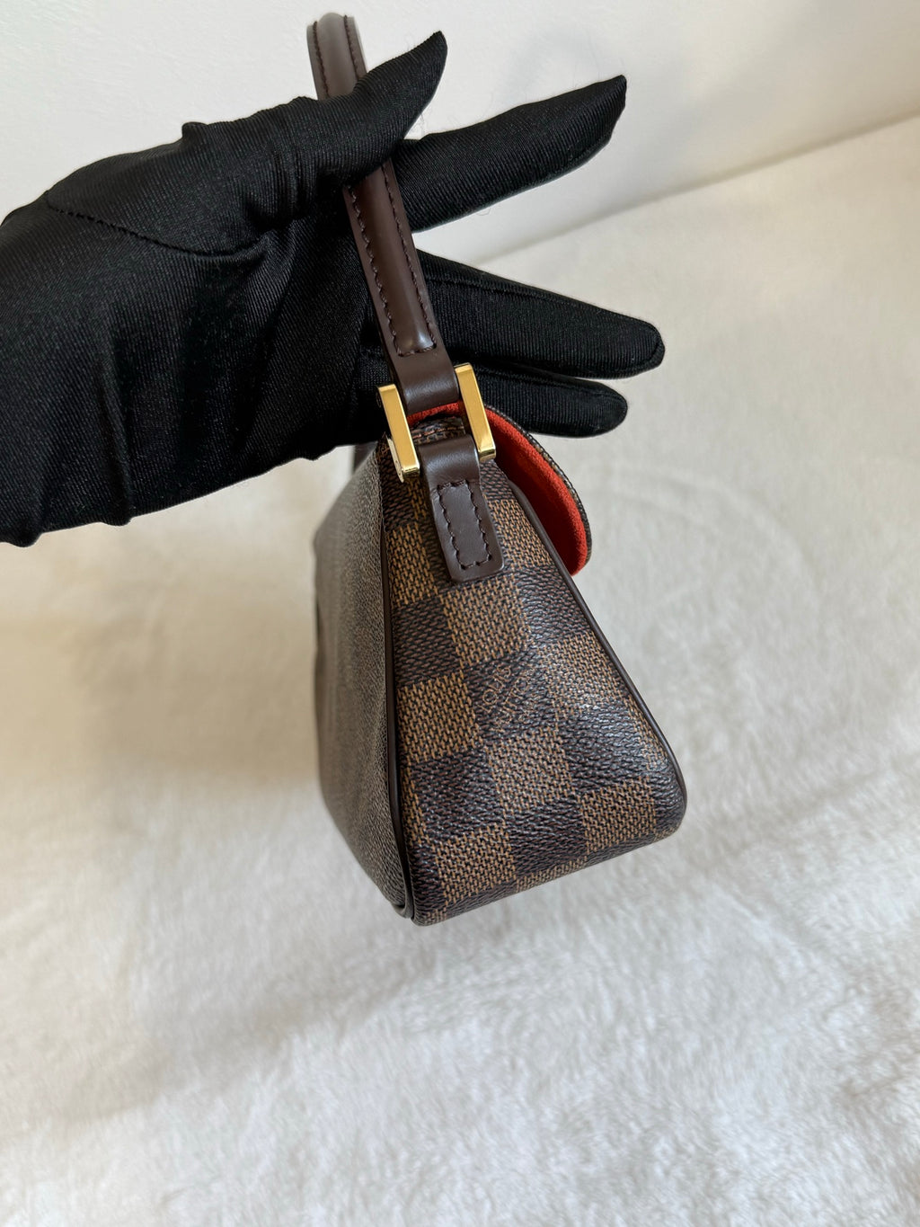 LOUIS VUITTON Damier Baguette (limited)