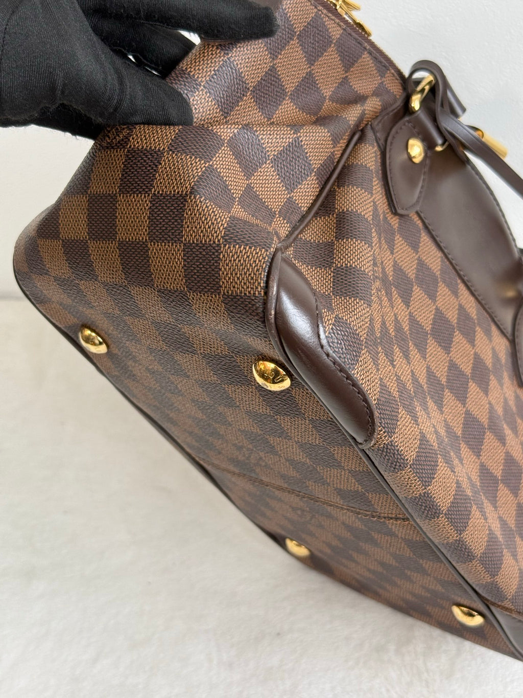 LOUIS VUITTON Damier Handbag