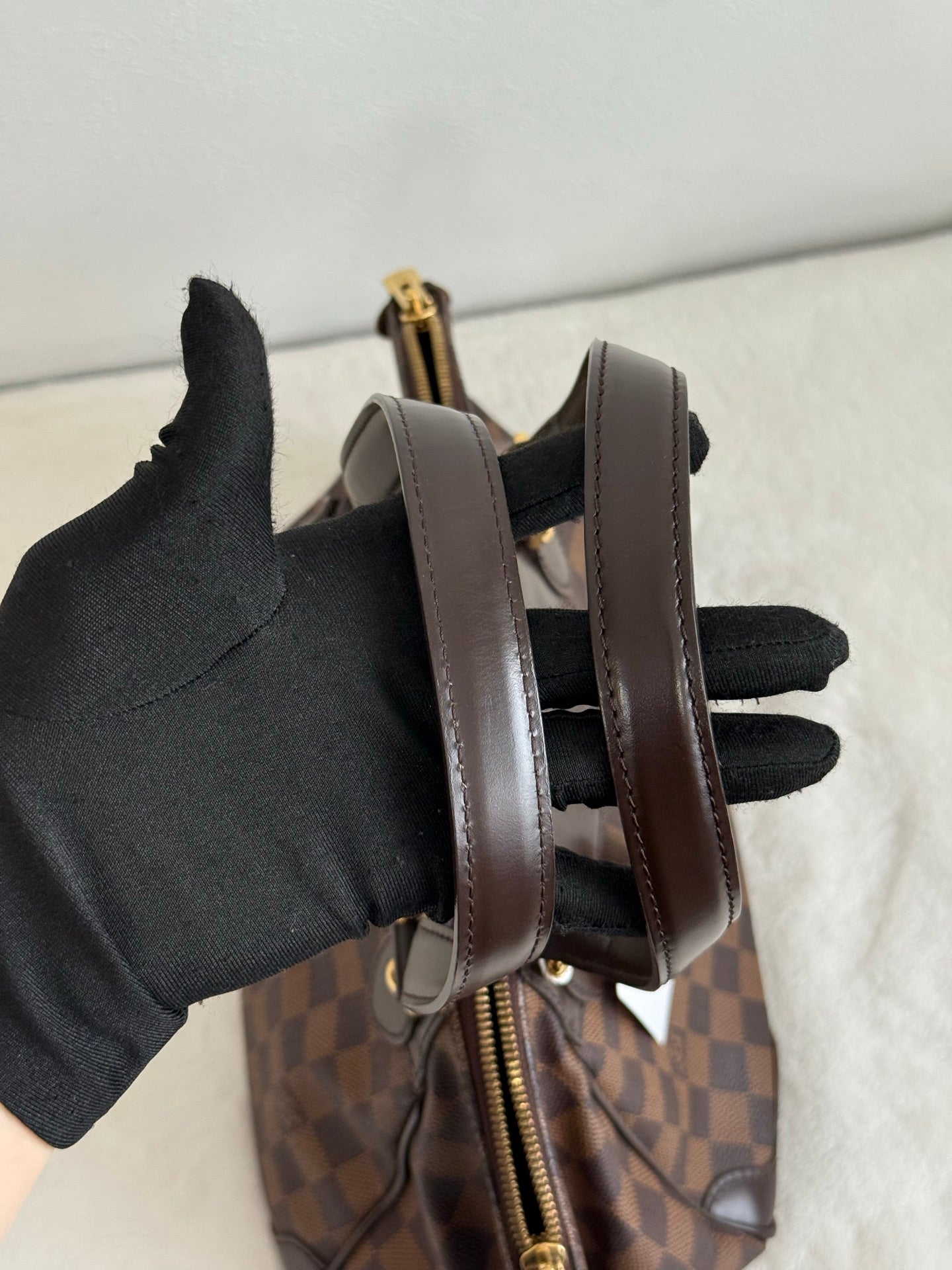 LOUIS VUITTON Damier Handbag