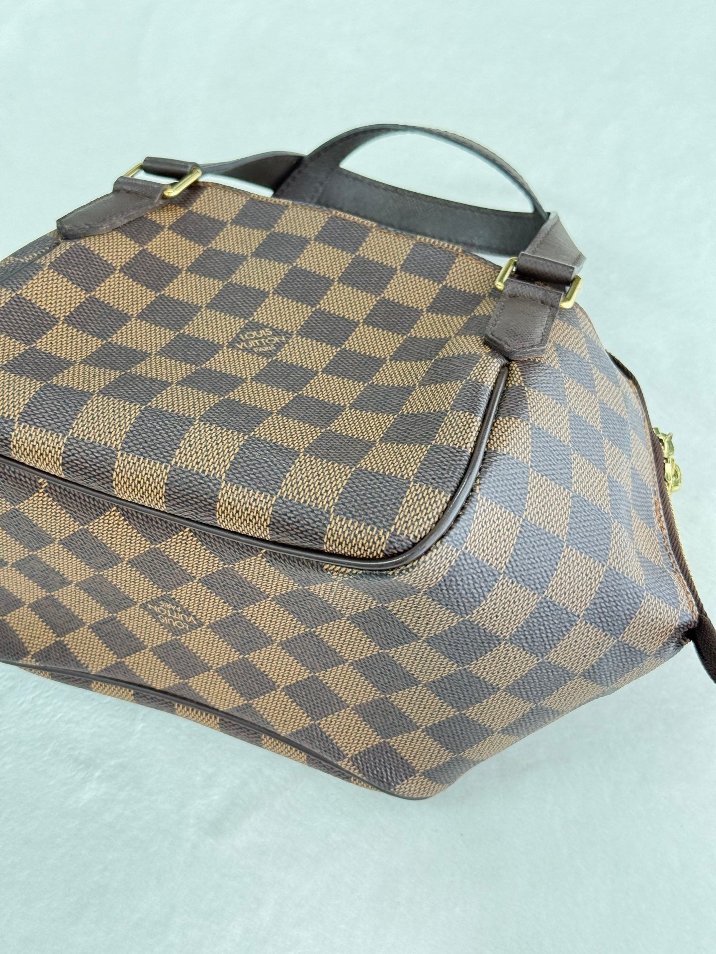 LOUIS VUITTON Damier  Shoulder bag