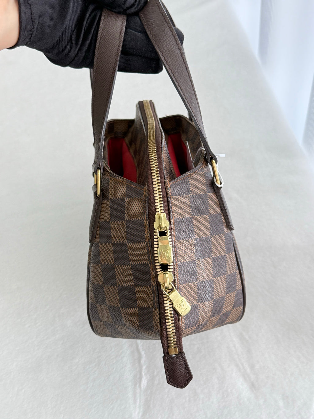 LOUIS VUITTON Damier  Shoulder bag