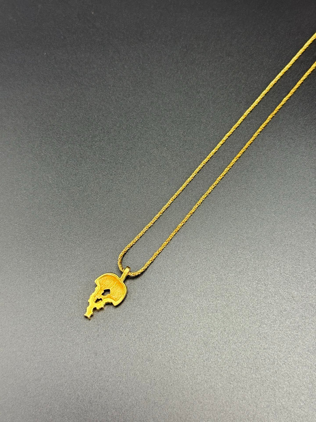 DIOR Grape pendant Vintage Necklace