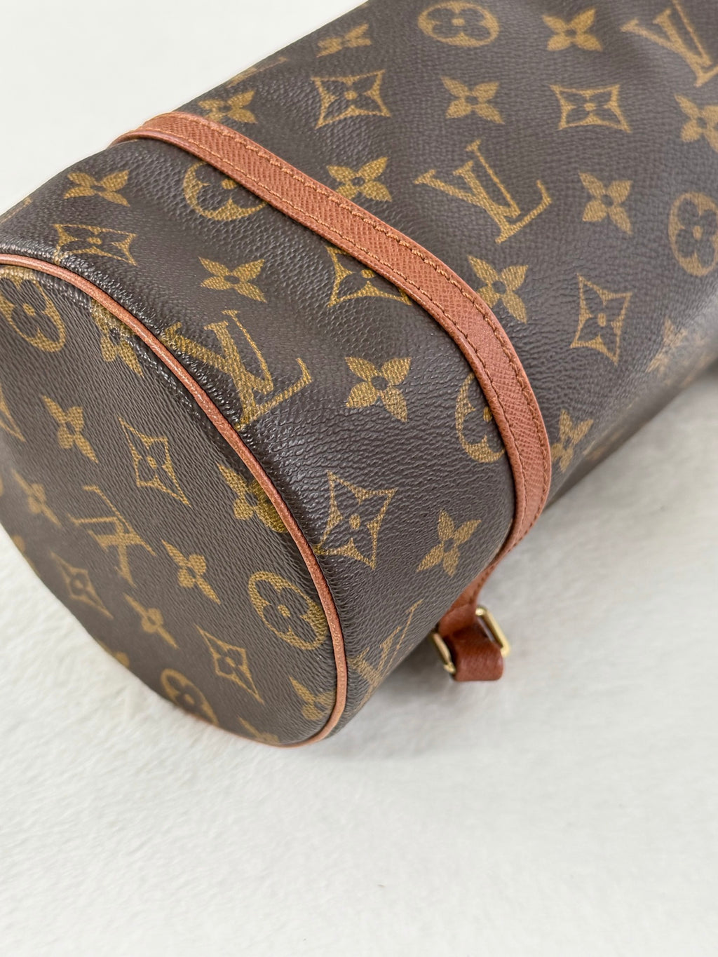LOUIS VUITTON  Red Leather handle Papillon Bag