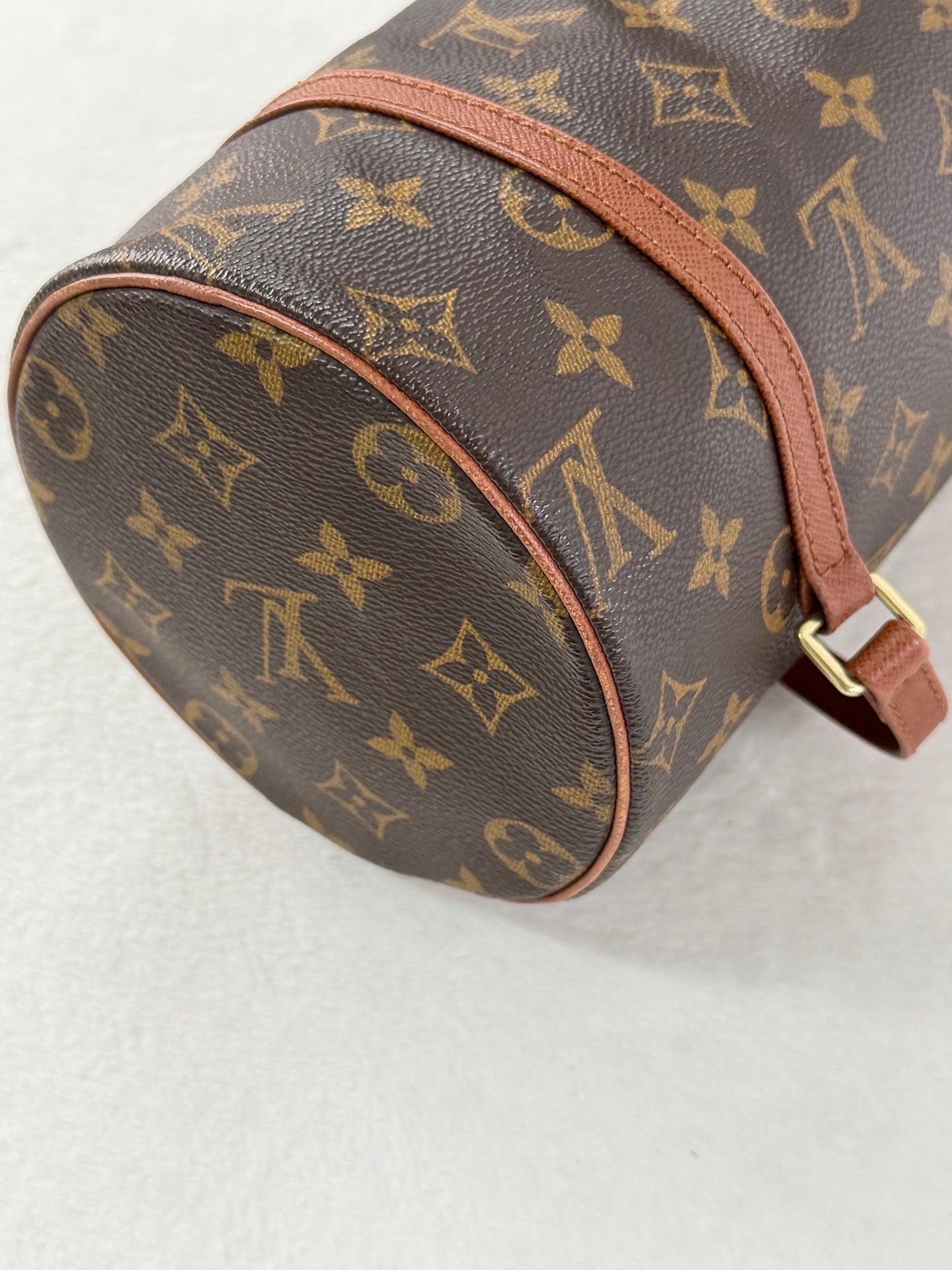 LOUIS VUITTON  Red Leather handle Papillon Bag