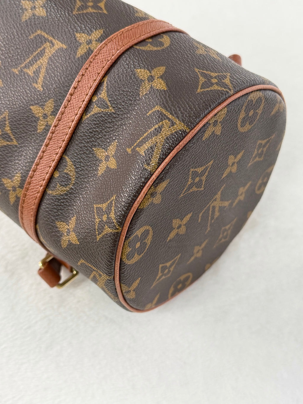 LOUIS VUITTON  Red Leather handle Papillon Bag