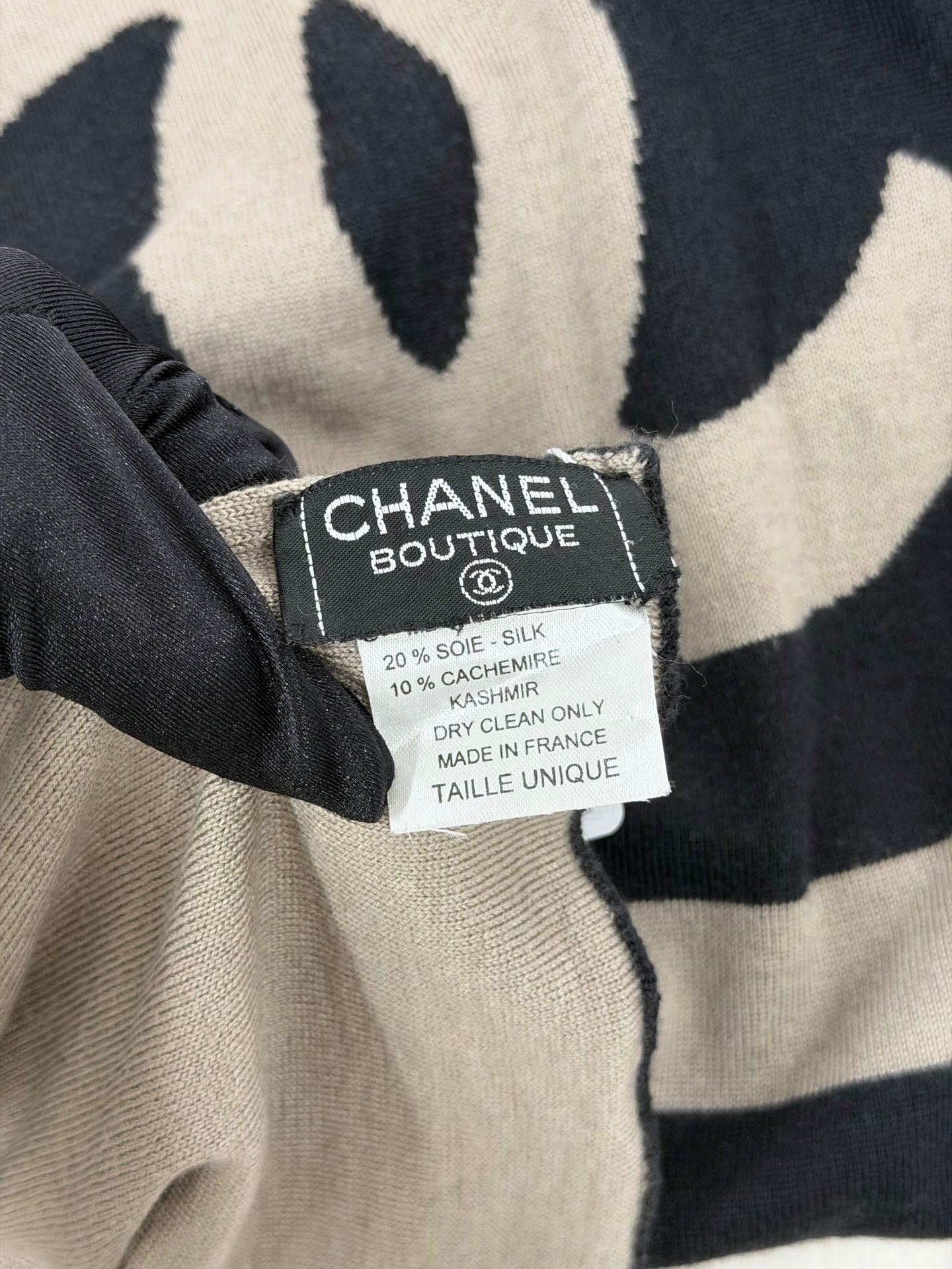 CHANEL Cashmere Scarf