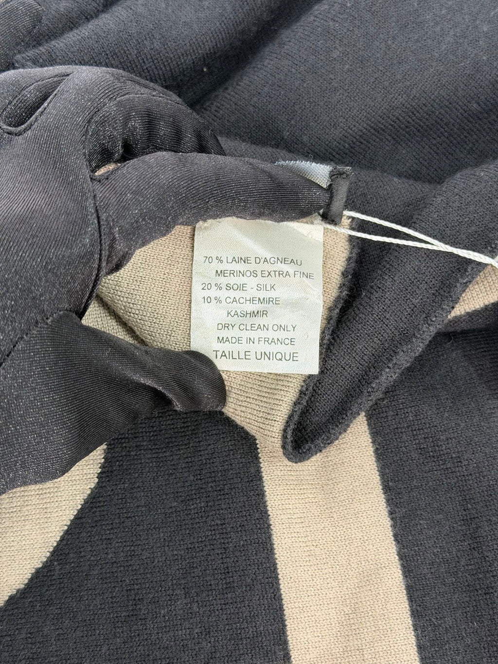 CHANEL Cashmere Scarf