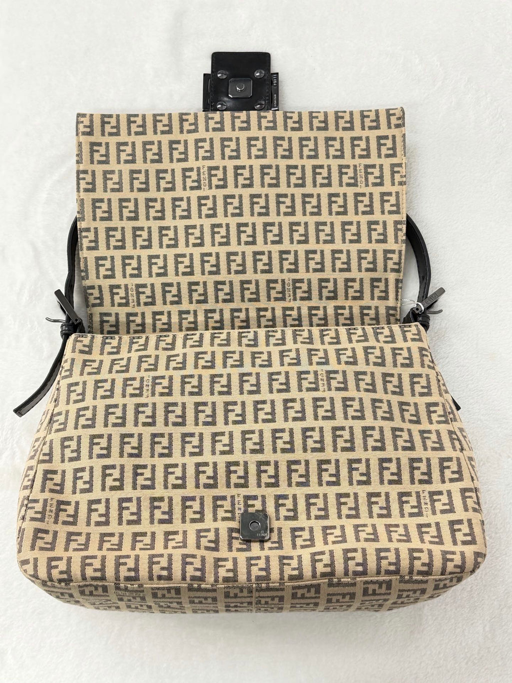 FENDI Zucchino Baguetta Shoulder bag
