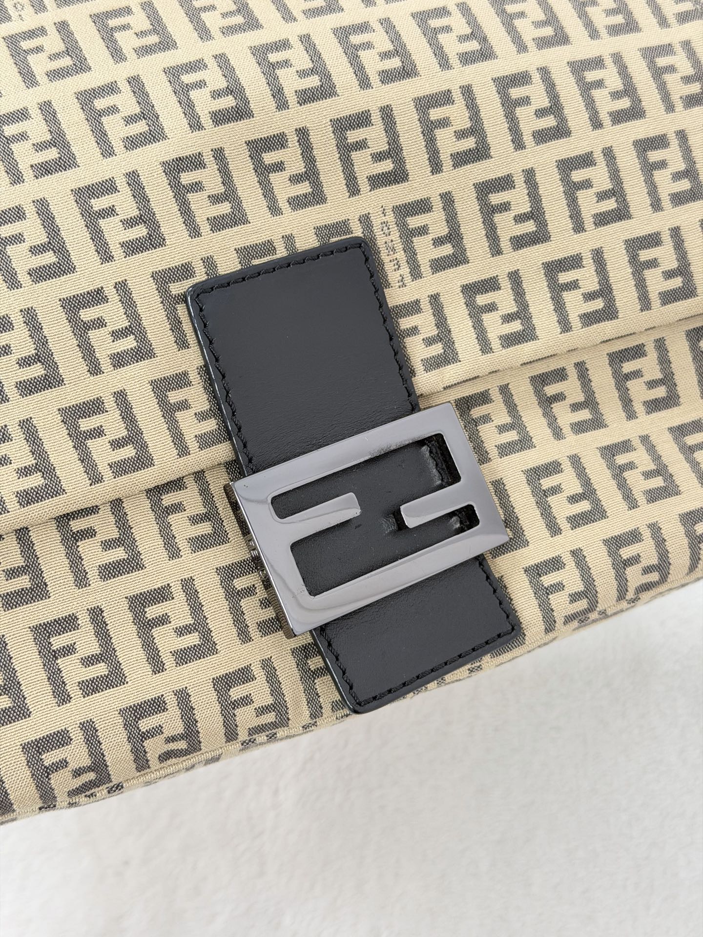 FENDI Zucchino Baguetta Shoulder bag