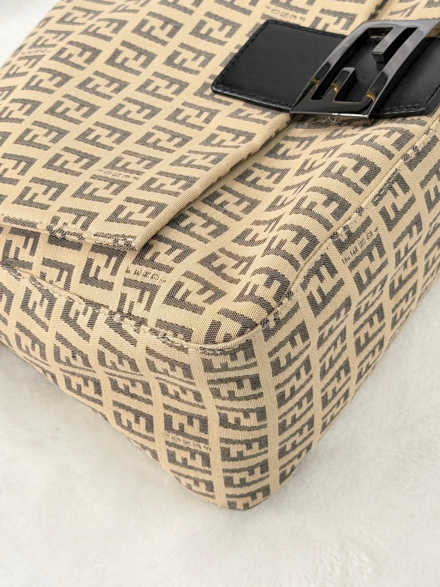 FENDI Zucchino Baguetta Shoulder bag