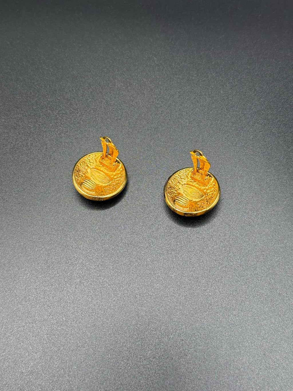 CHANEL Vintage Earring