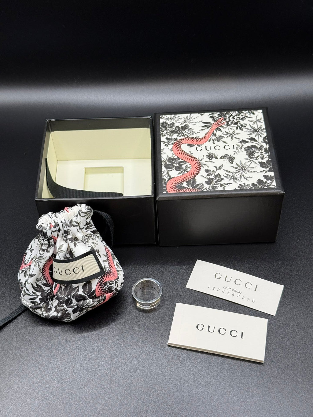GUCCI  Classic Vintage Ring