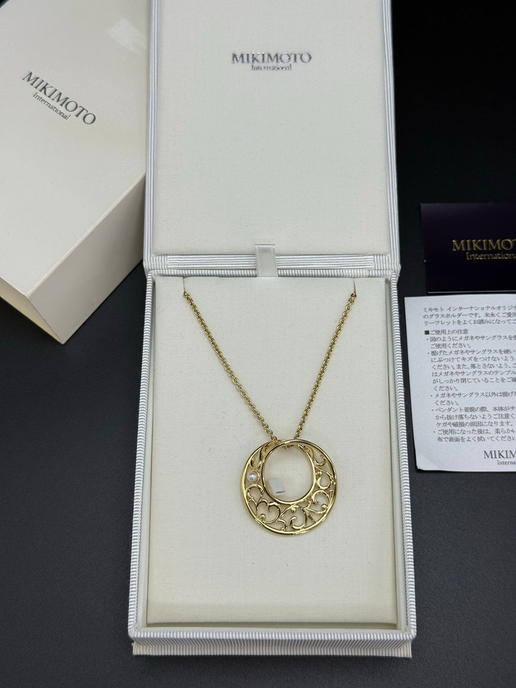 MIKIMOTO Pearl Necklace