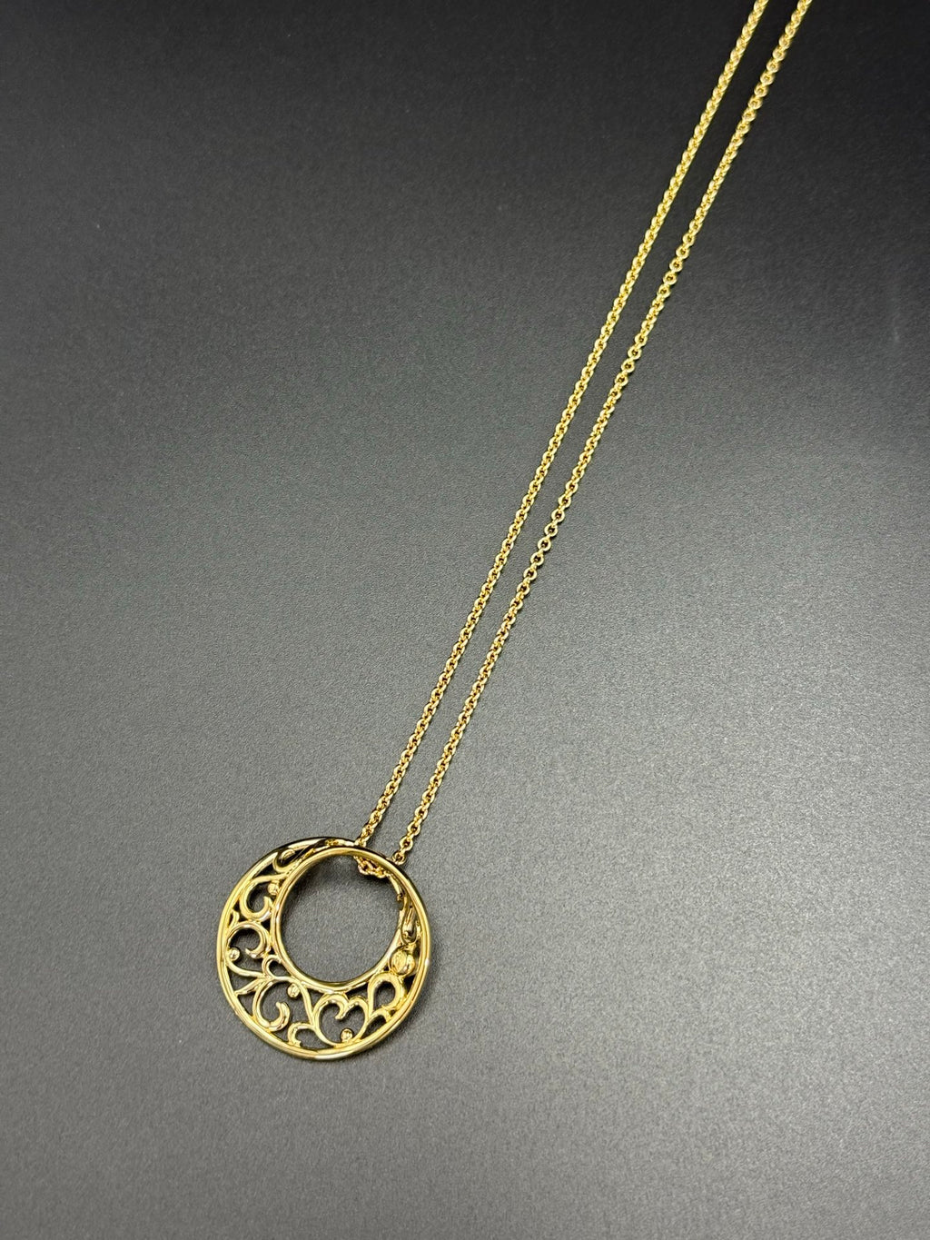MIKIMOTO Pearl Necklace