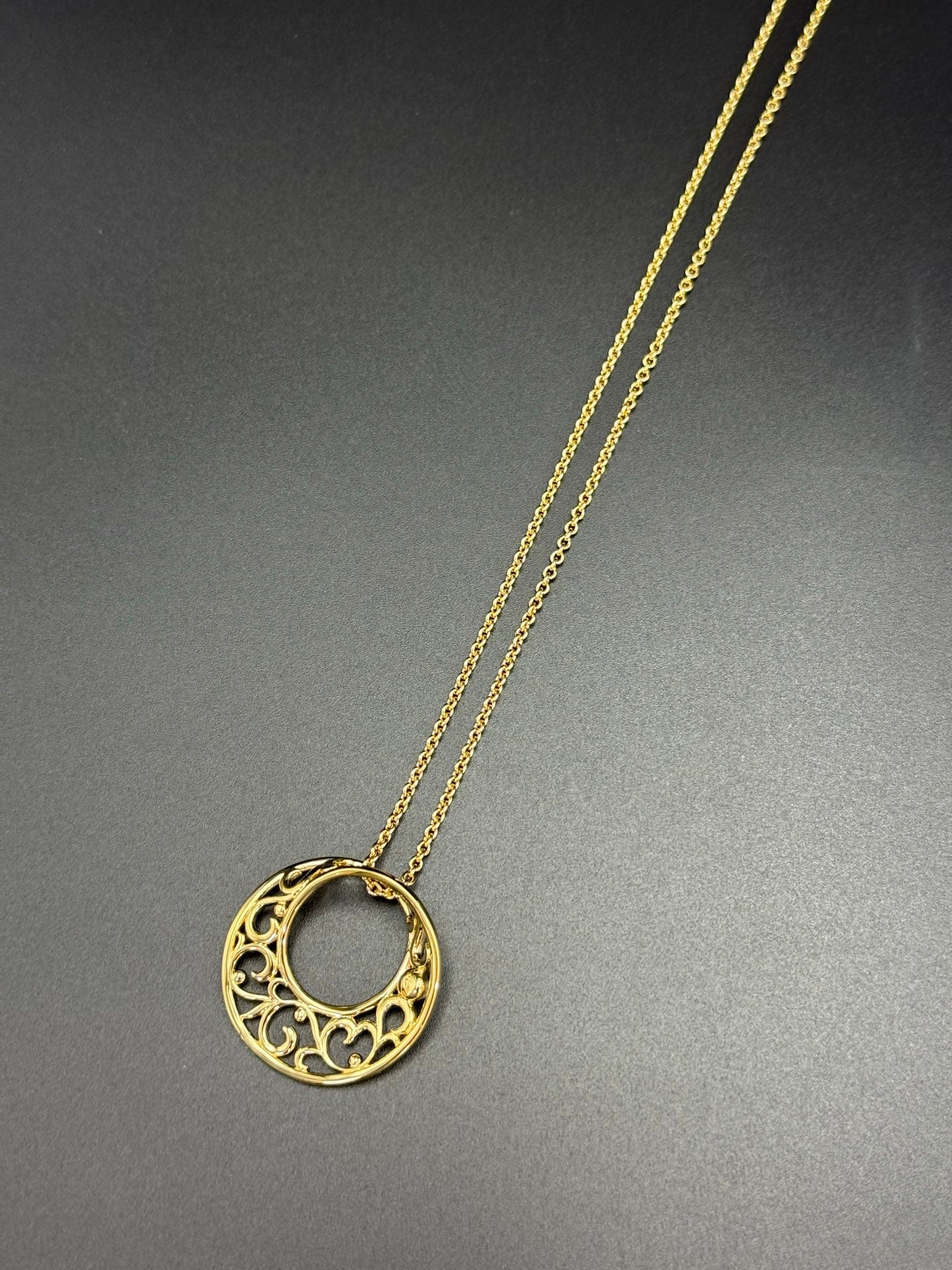 MIKIMOTO Pearl Necklace
