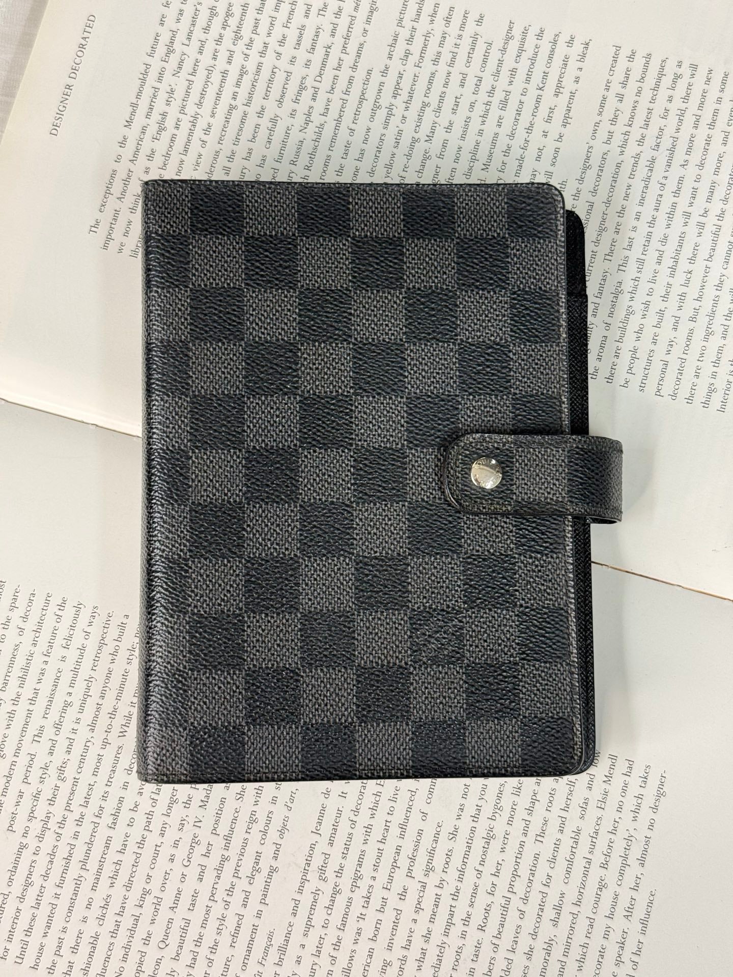 LOUIS VUITTON Damier Planner Notebook