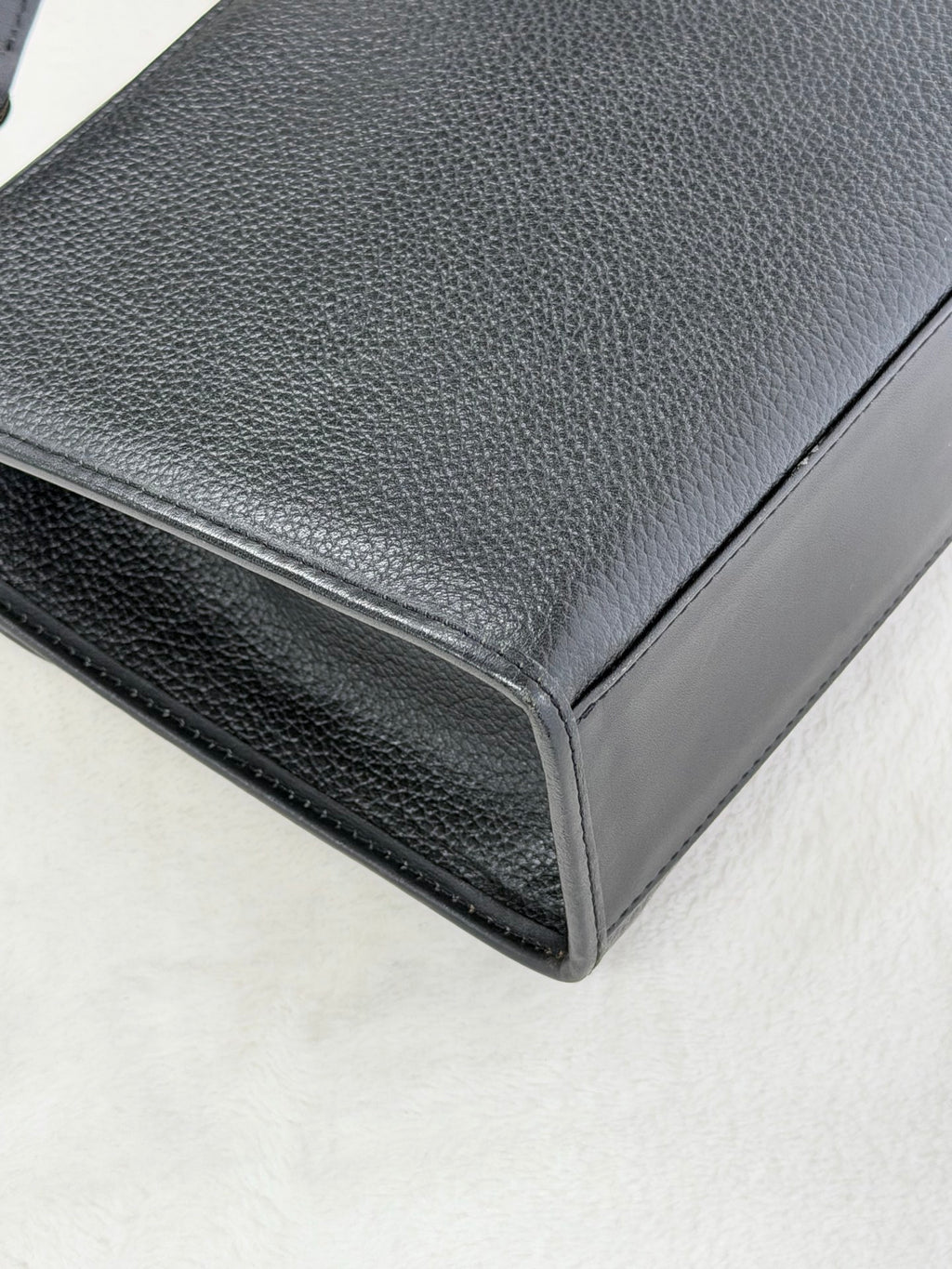 BURBERRY Genuine Leather Shoulderbag