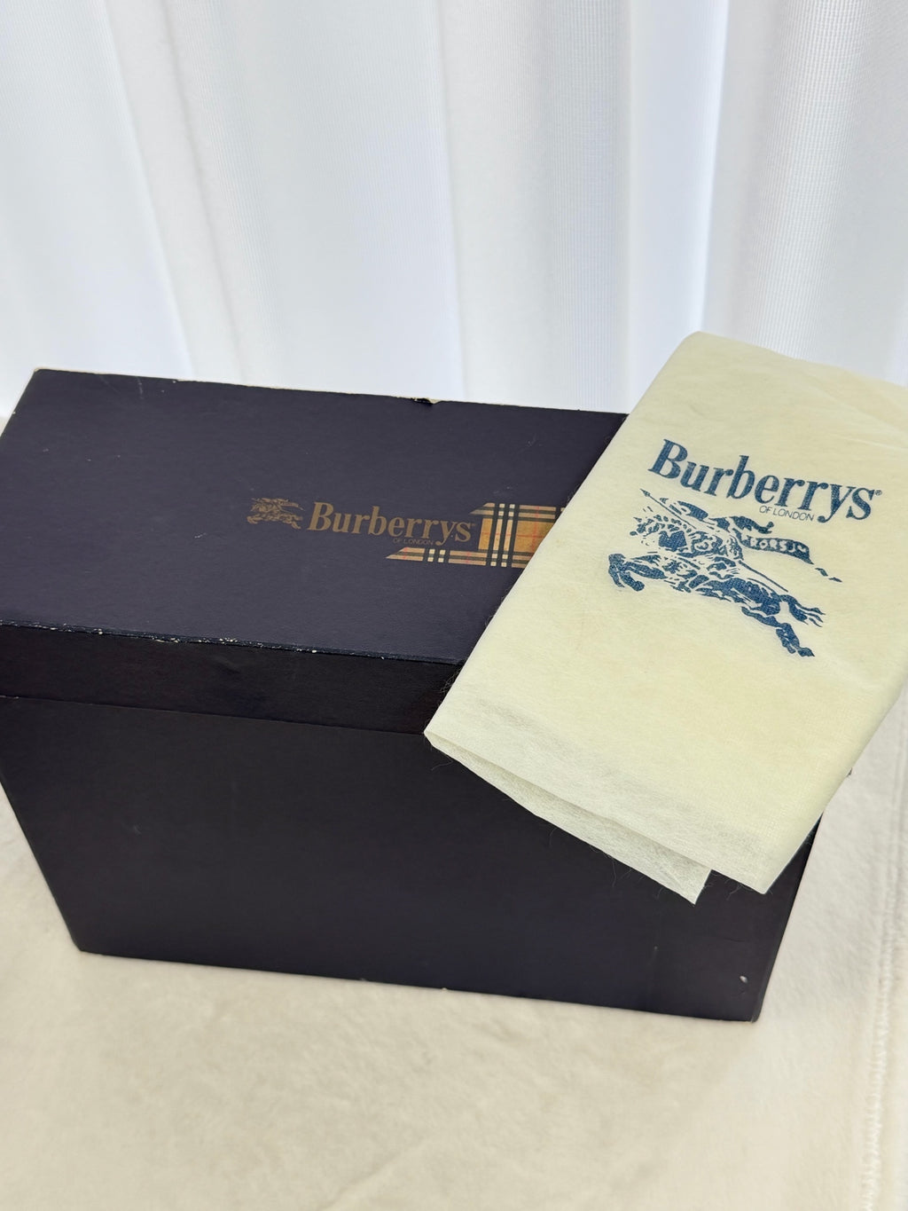 BURBERRY Genuine Leather Shoulderbag