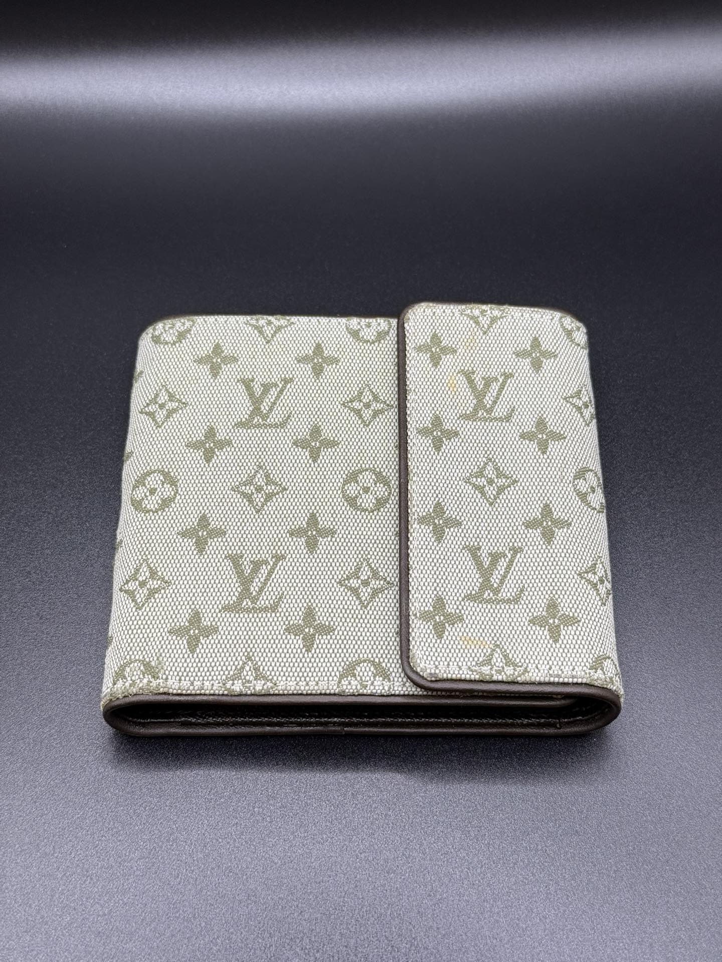 LOUIS VUITTON Monogram Denim wallet