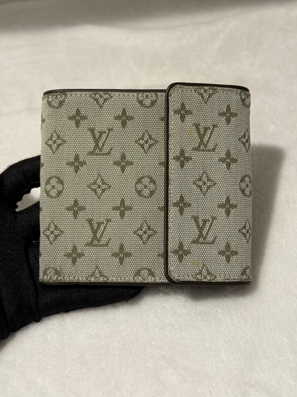 LOUIS VUITTON Monogram Denim wallet