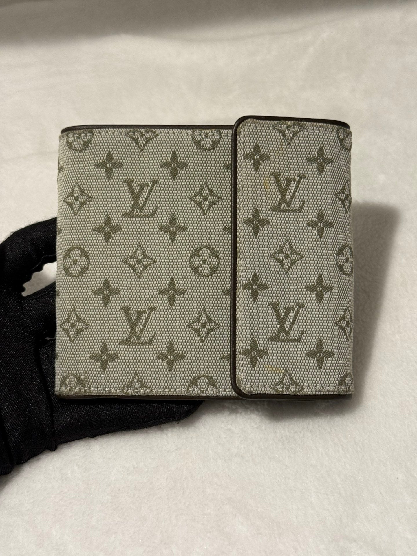 LOUIS VUITTON Monogram Denim wallet
