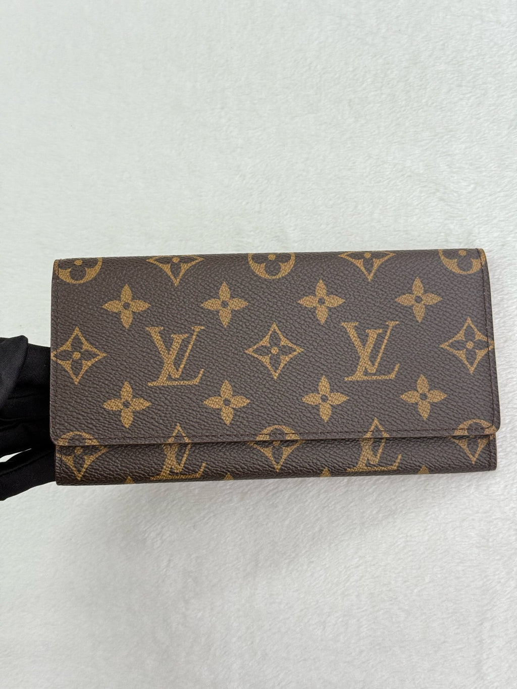 LOUIS VUITTON Monogram Wallet