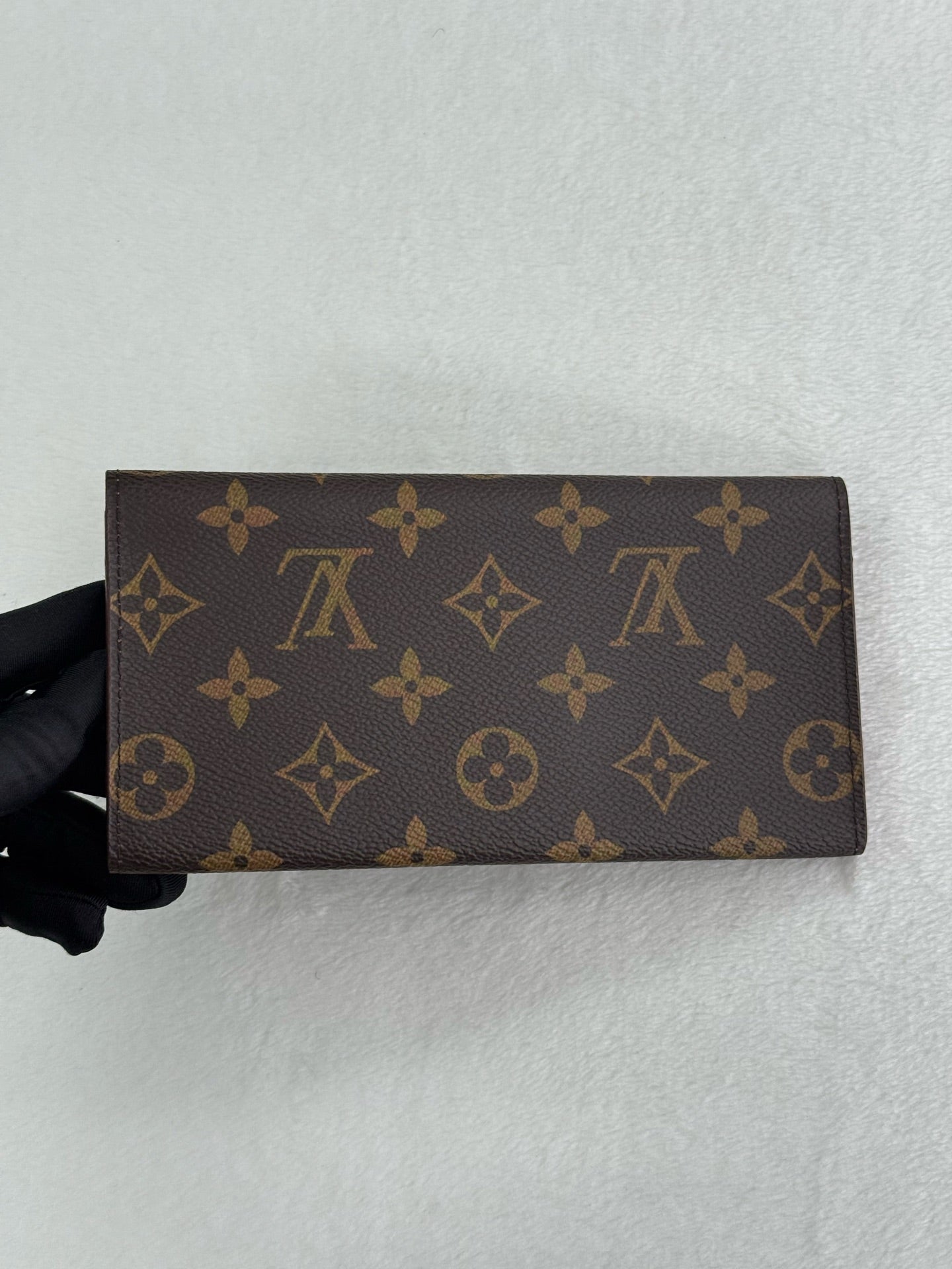 LOUIS VUITTON Monogram Wallet