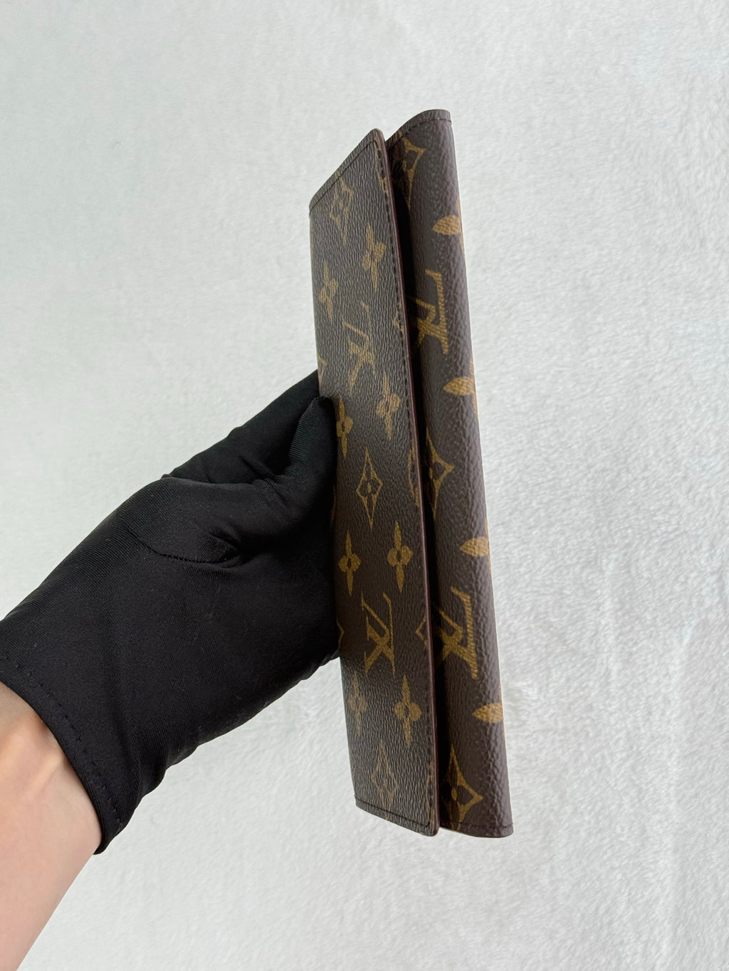 LOUIS VUITTON Monogram Wallet