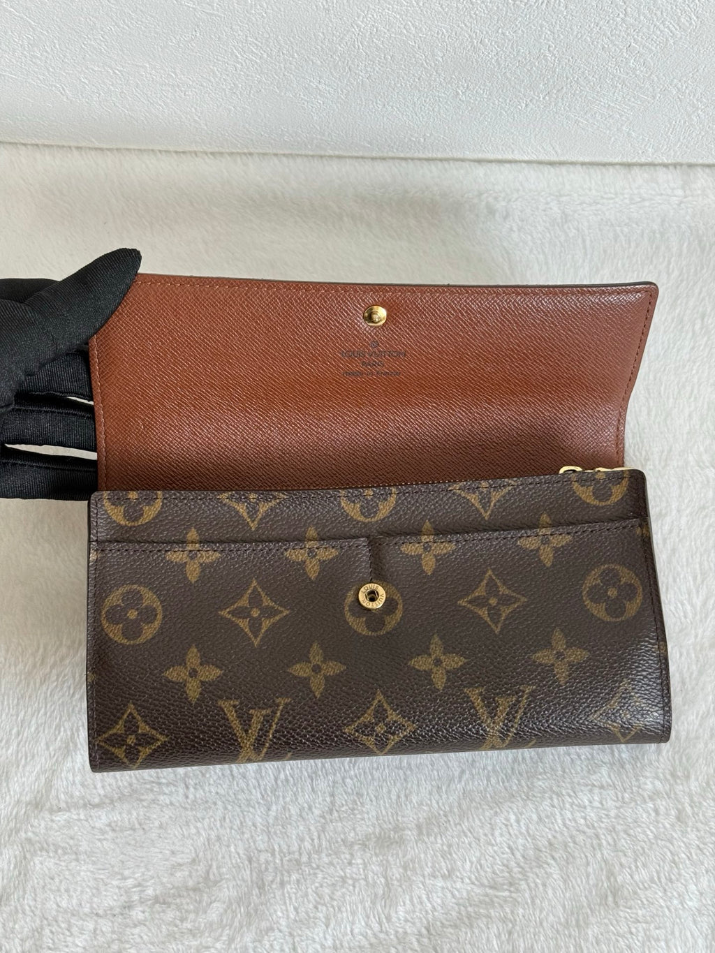 LOUIS VUITTON Monogram wallet