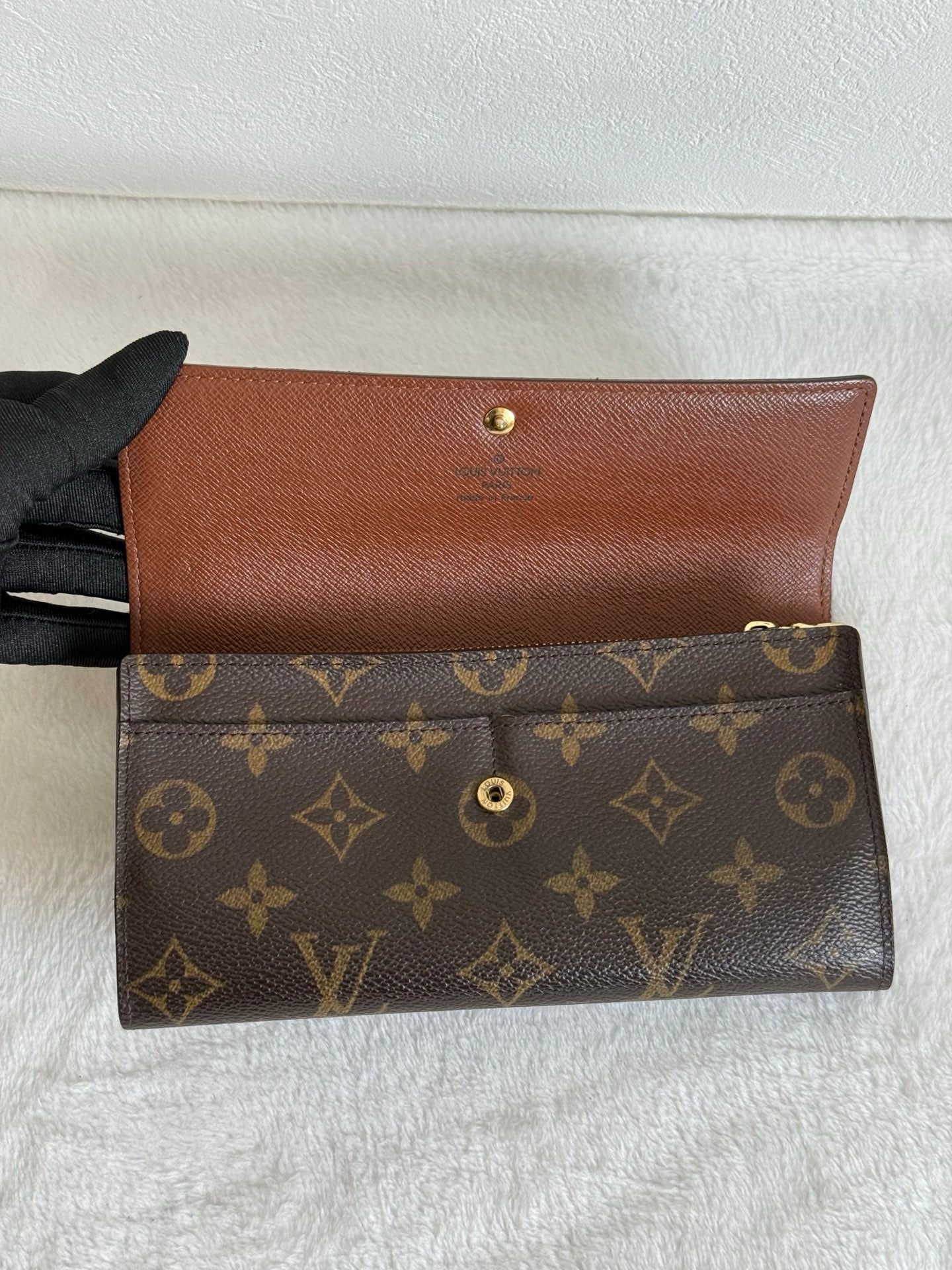 LOUIS VUITTON Monogram wallet