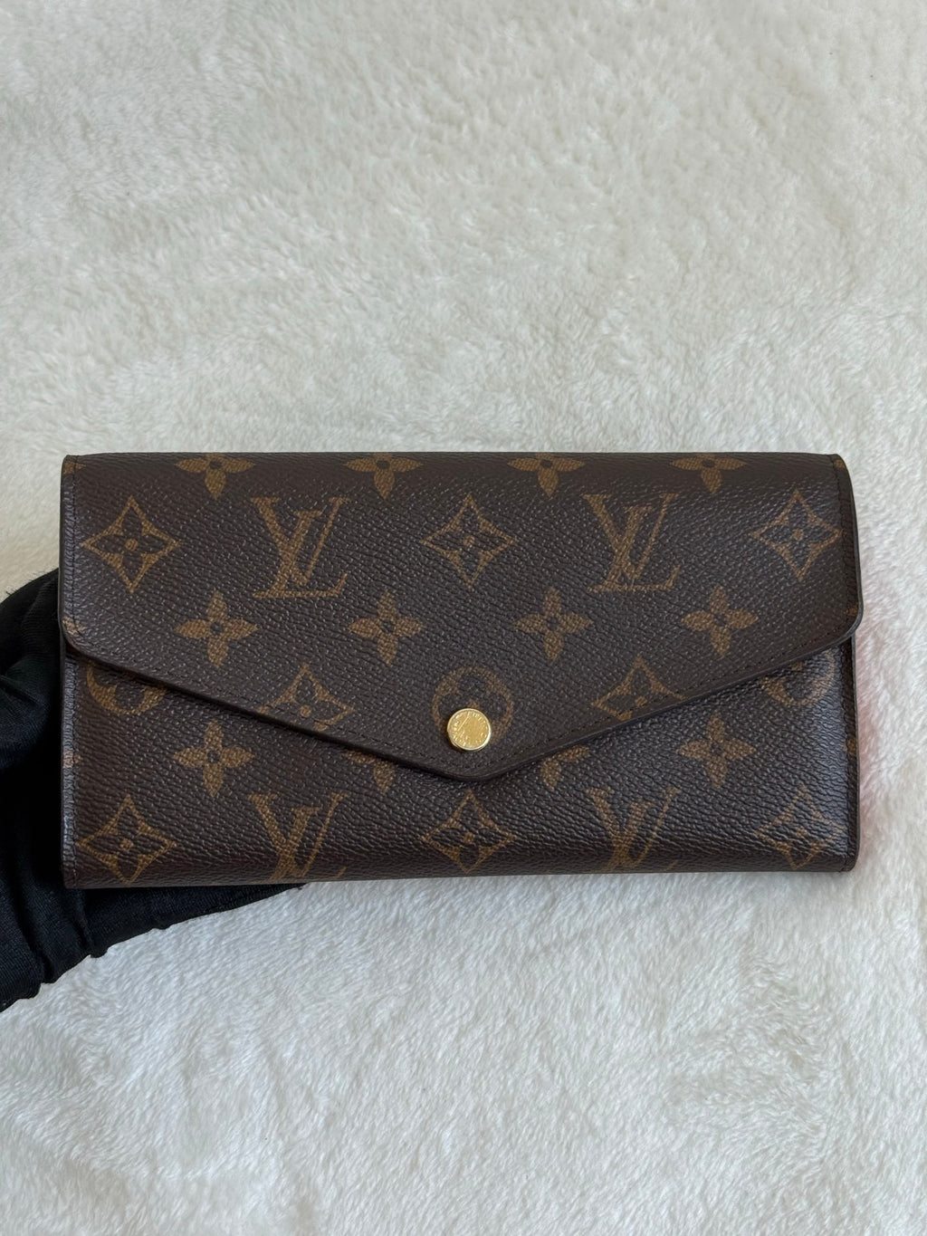LOUIS VUITTON Monogram Wallet