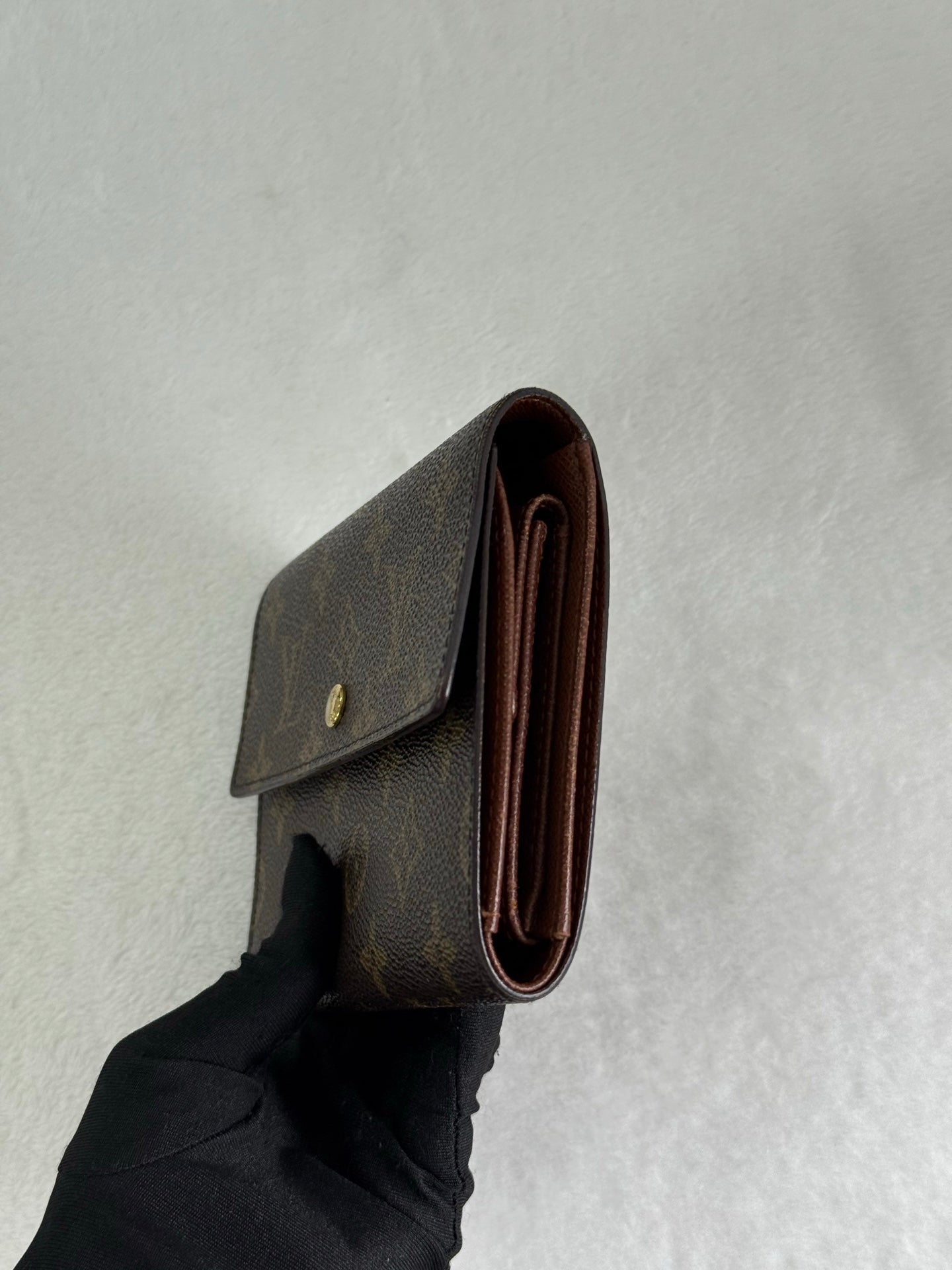 LOUIS VUITTON Monogram Wallet