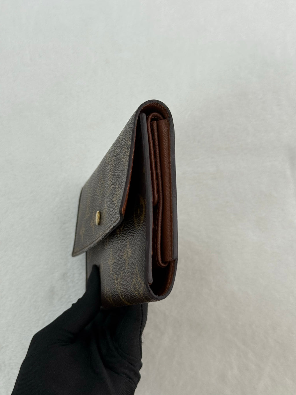 LOUIS VUITTON Monogram Wallet