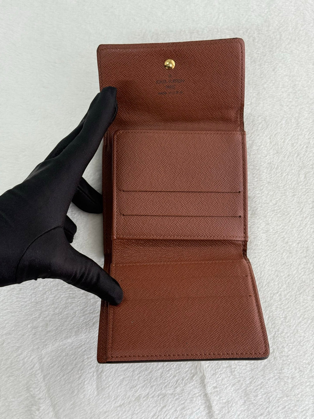 LOUIS VUITTON Monogram wallet
