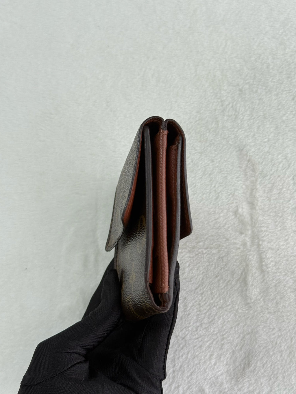 LOUIS VUITTON Monogram wallet