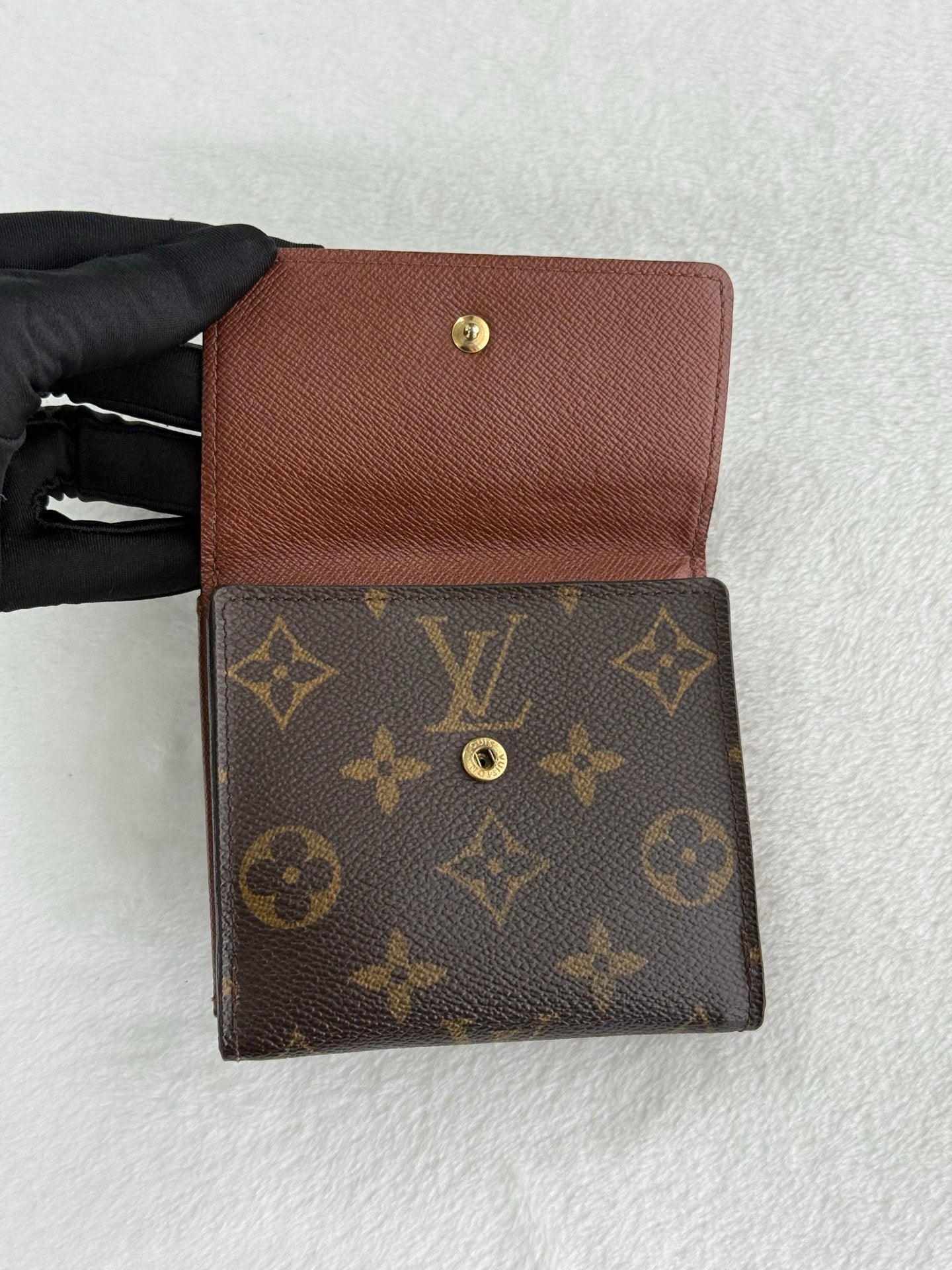 LOUIS VUITTON Monogram wallet