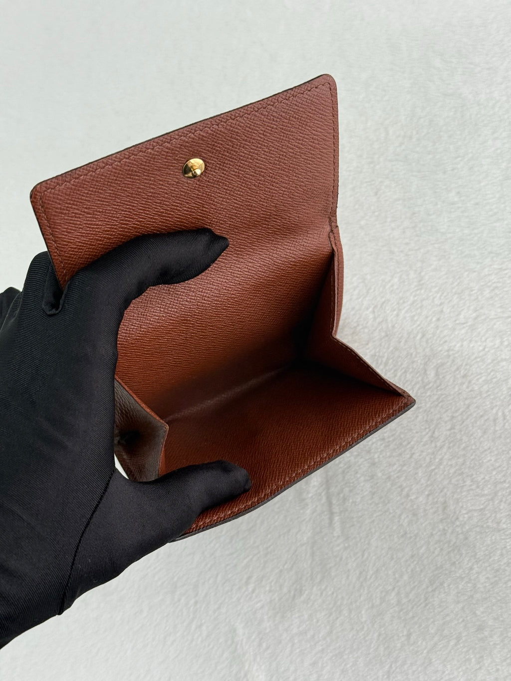 LOUIS VUITTON Monogram wallet