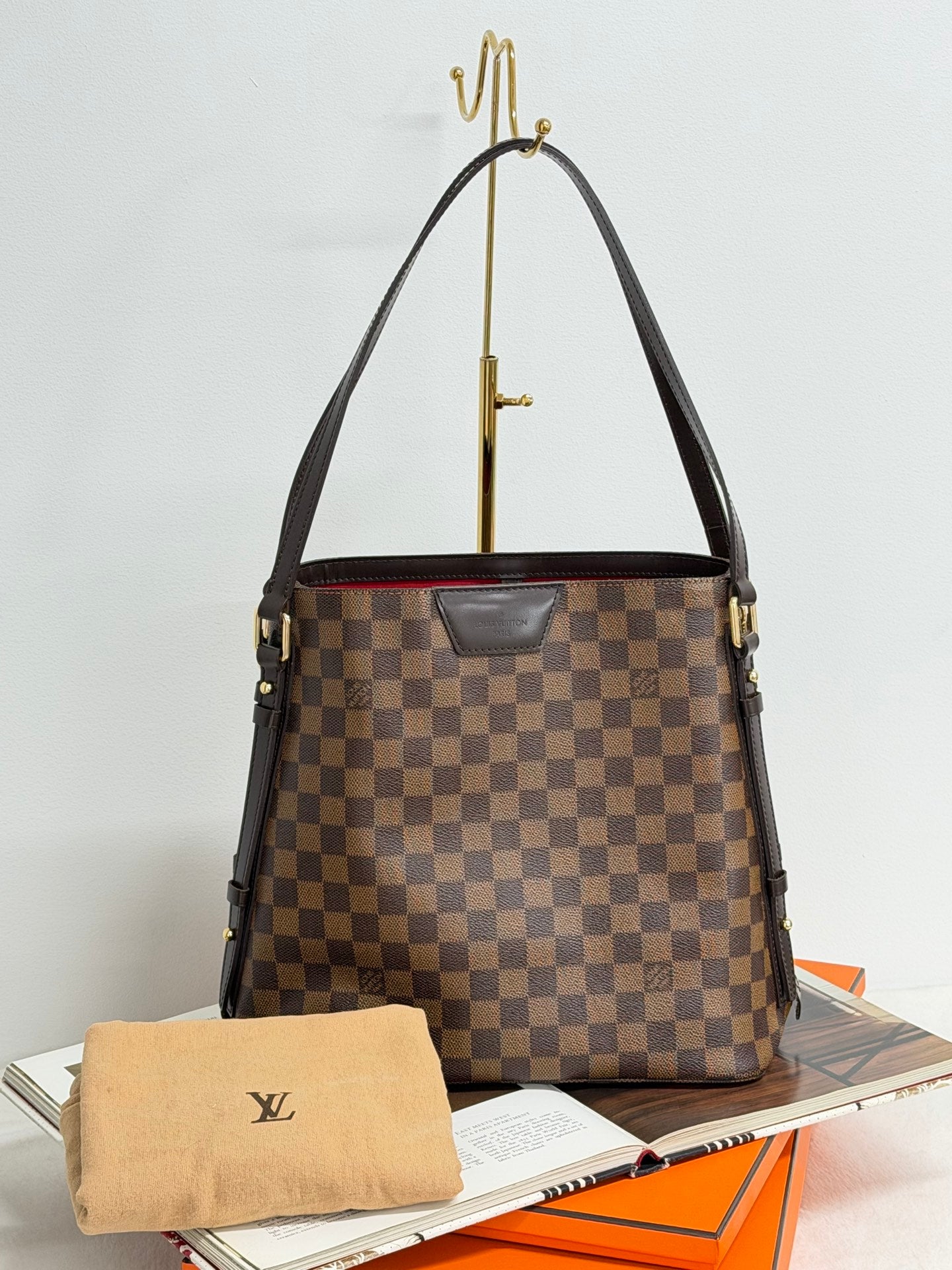LOUIS VUITTON  Cabas Rivington Damier Shoulder bag