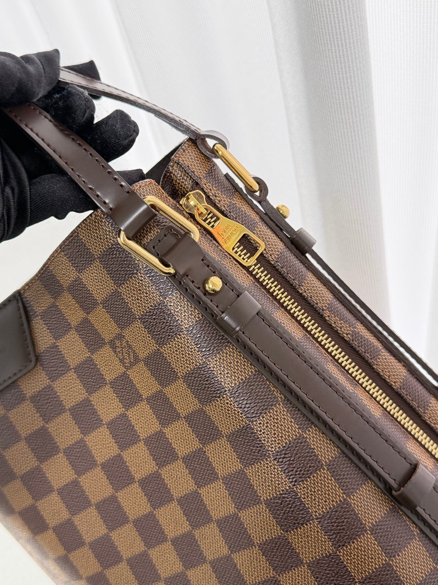 LOUIS VUITTON  Cabas Rivington Damier Shoulder bag