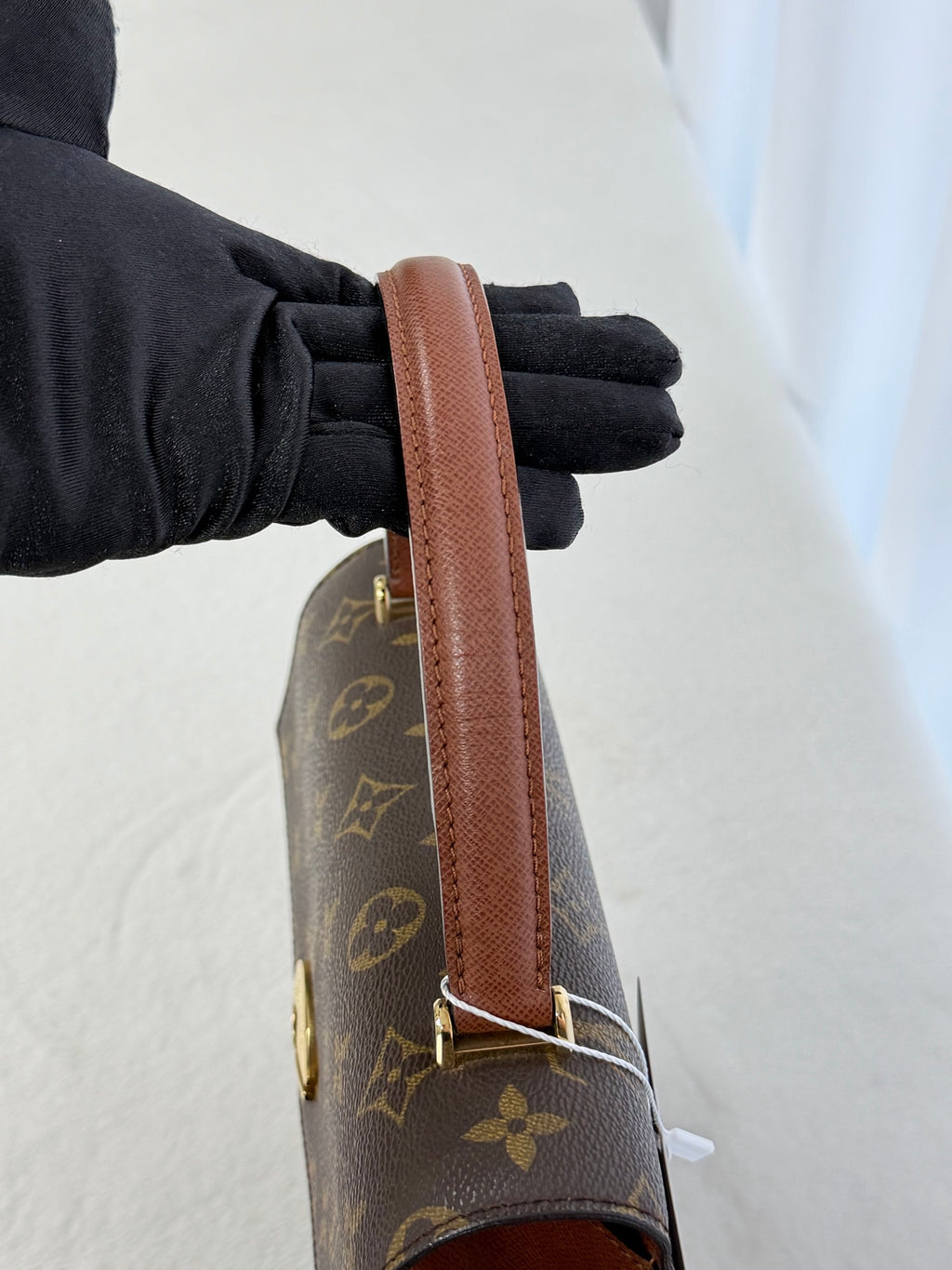 LOUIS VUITTON Monogram Kelly Handbag