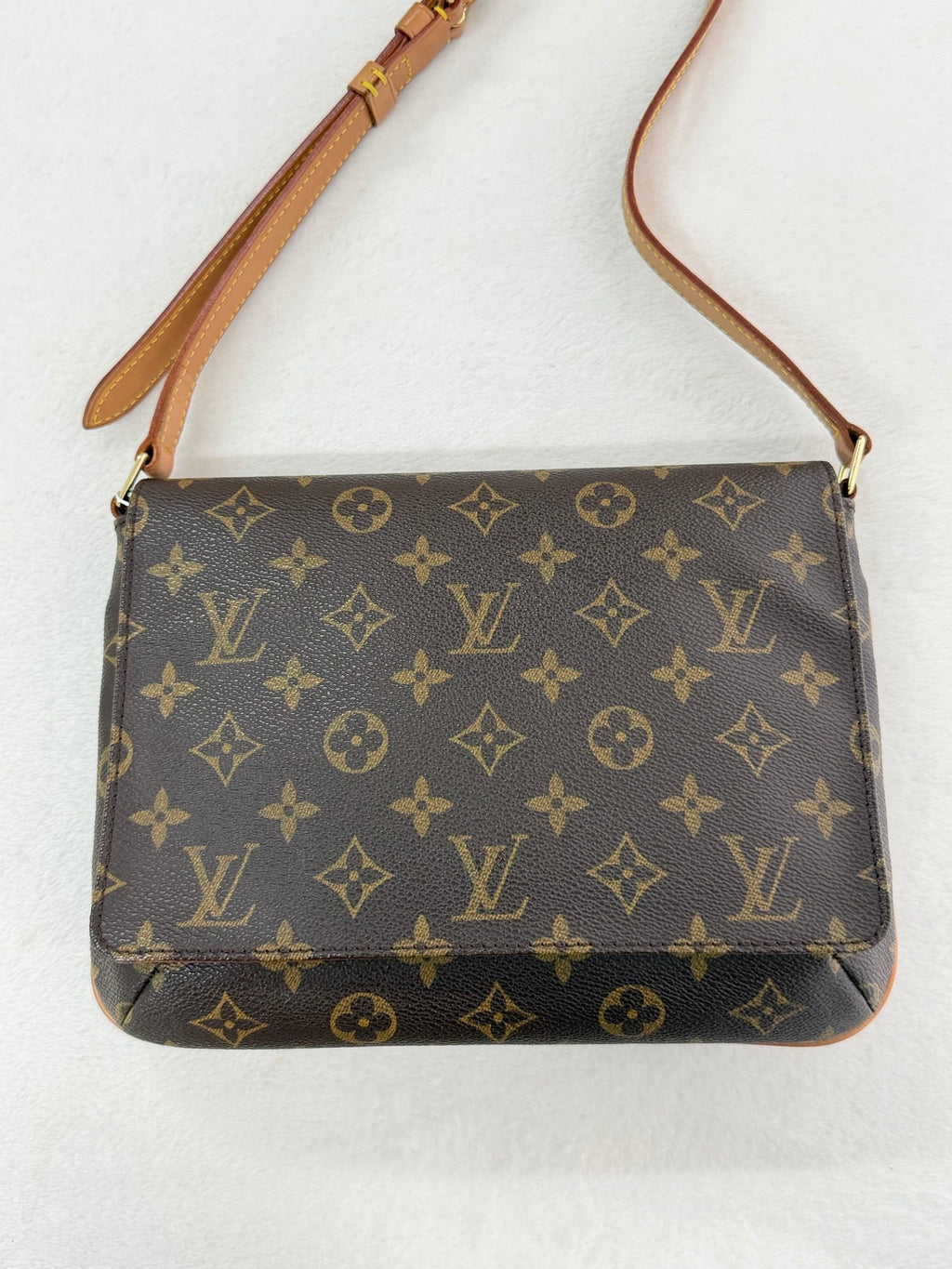 LOUIS VUITTON Monogram Shoulderbag