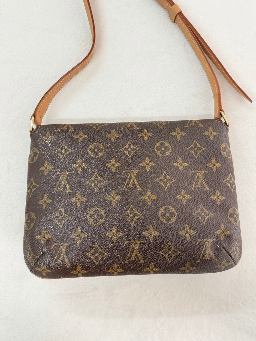 LOUIS VUITTON Monogram Shoulderbag