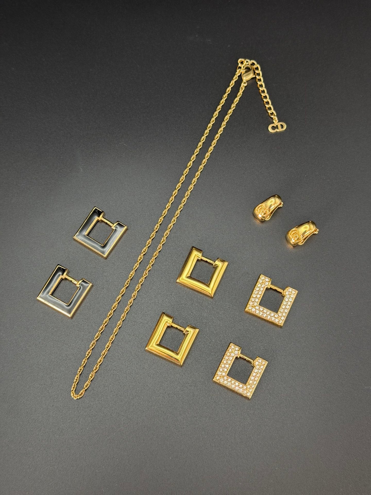 CHRISTIAN DIOR Necklace / Earring set