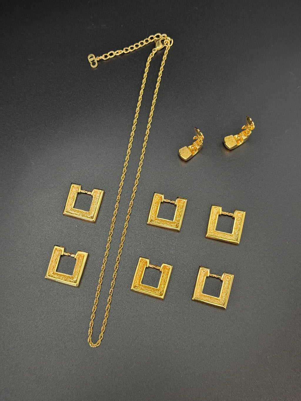 CHRISTIAN DIOR Necklace / Earring set