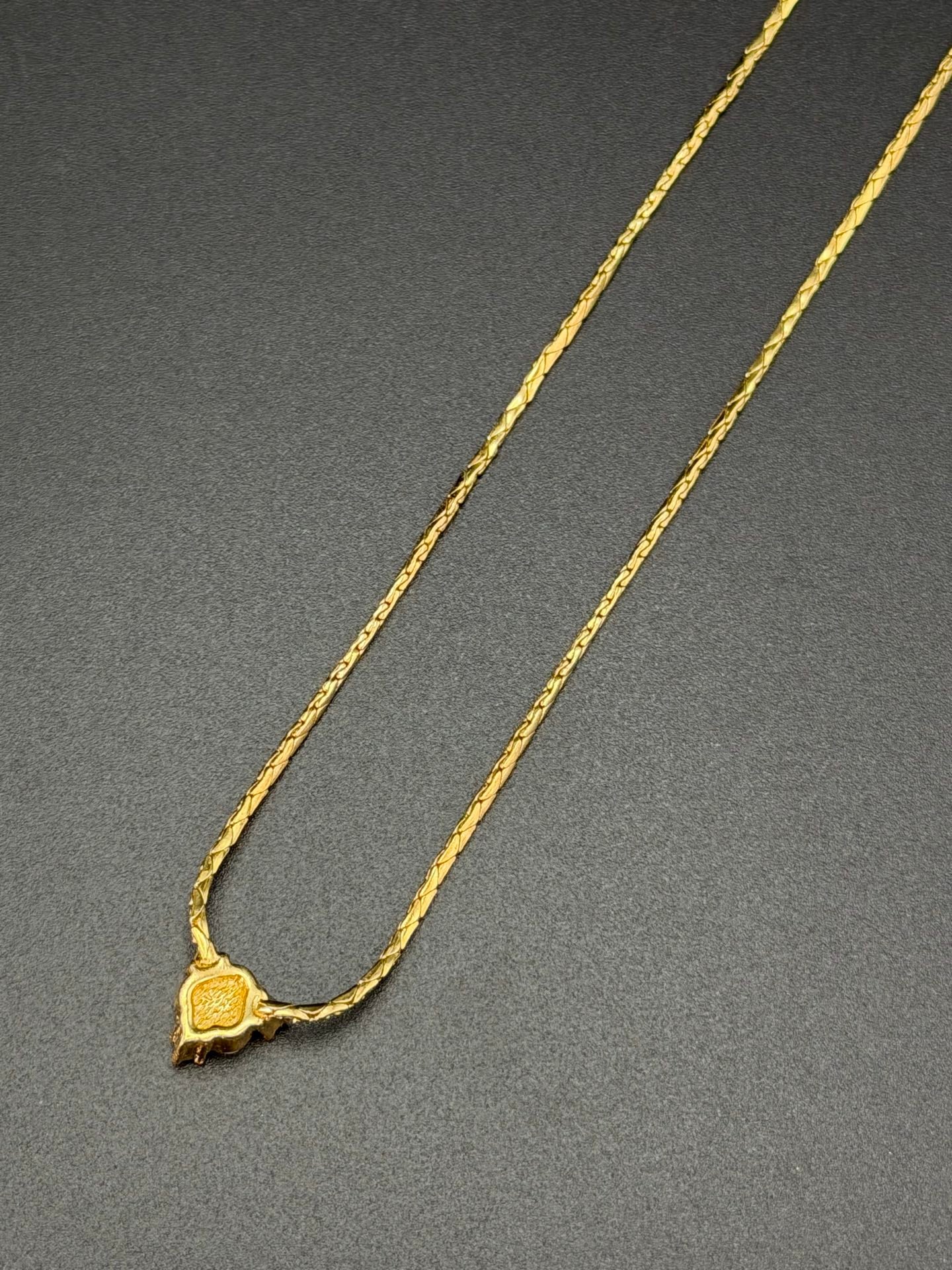 CHRISTIAN DIOR Pre-loved Pearl Necklace