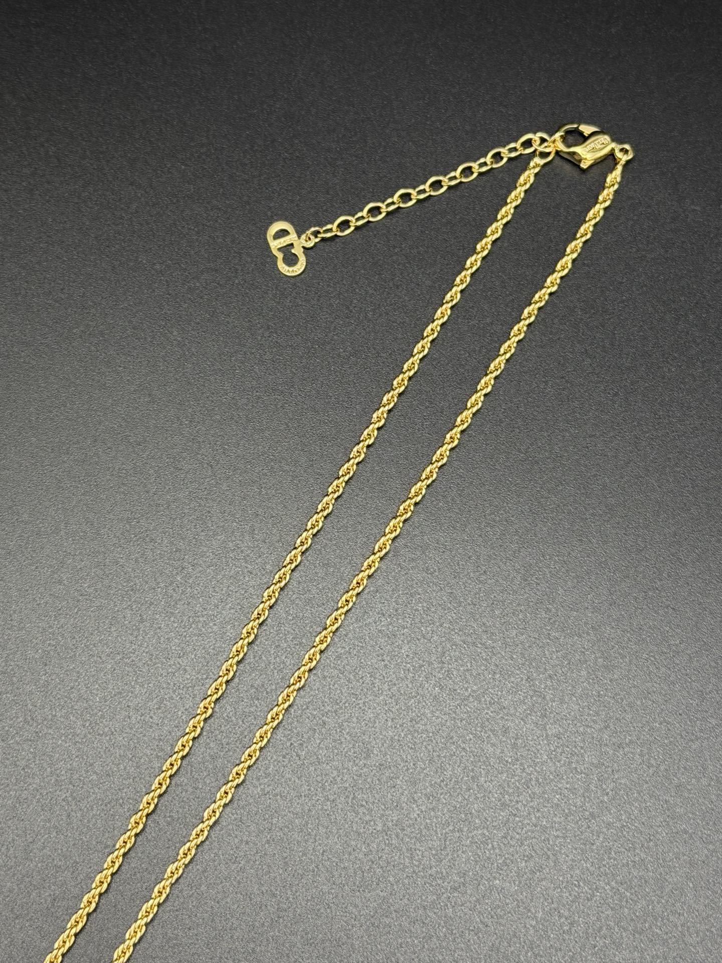 CHRISTIAN DIOR Vintage Ribbon Necklace