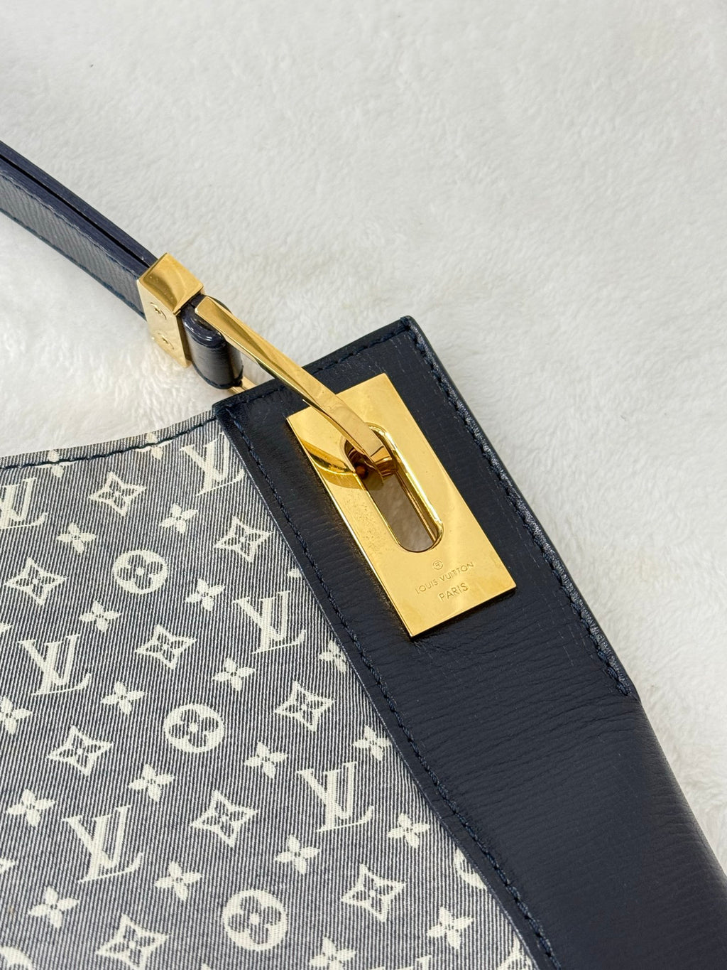 LOUIS VUITTON Monogram Denim Tote bag